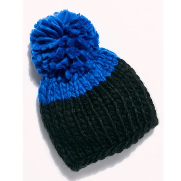 Free People Women's Cozy Up Color Block Beanie Hat Blue Black Pom Pom Winter